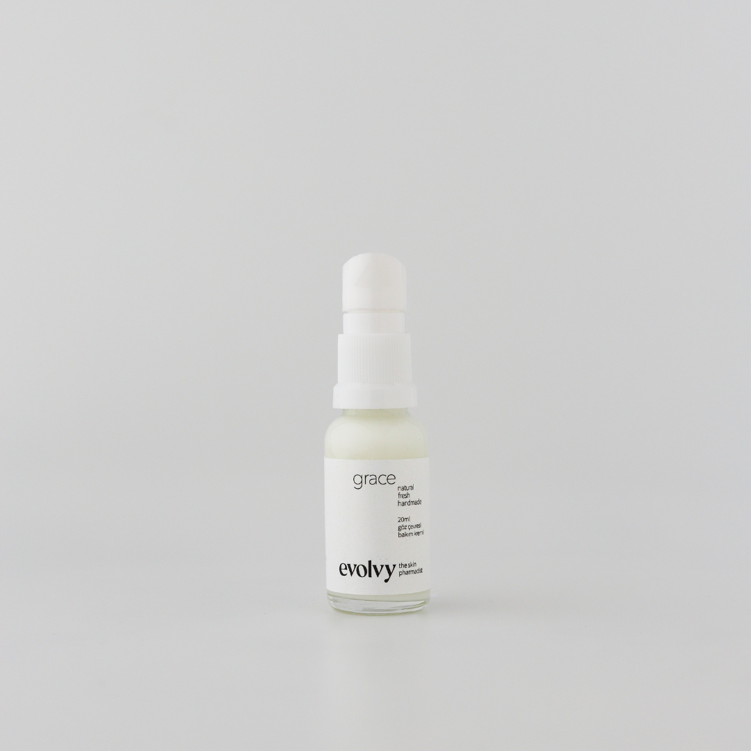 Grace: Aydınlatıcı ve Kırışıklık Karşıtı Göz Çevresi Bakım Kremi, %100Doğal & Temiz İçerik, Roza Dostu