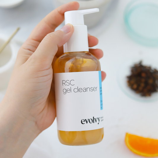 RSC Gel Cleanser: Hassas, Karma ve Yağlı Ciltler İçin Sülfatsız Temizleme Jeli, Roza Dostu, Doğal & Temiz İçerik