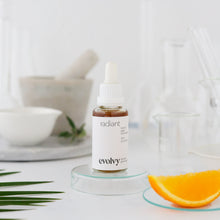 Görseli Galeri görüntüleyiciye yükleyin, Leke Karşıtı Serum Seti - Doğal, Vegan, Etkin 3 Ürün, Cilt Tonu Eşitleyici & Leke Giderici Serumlar