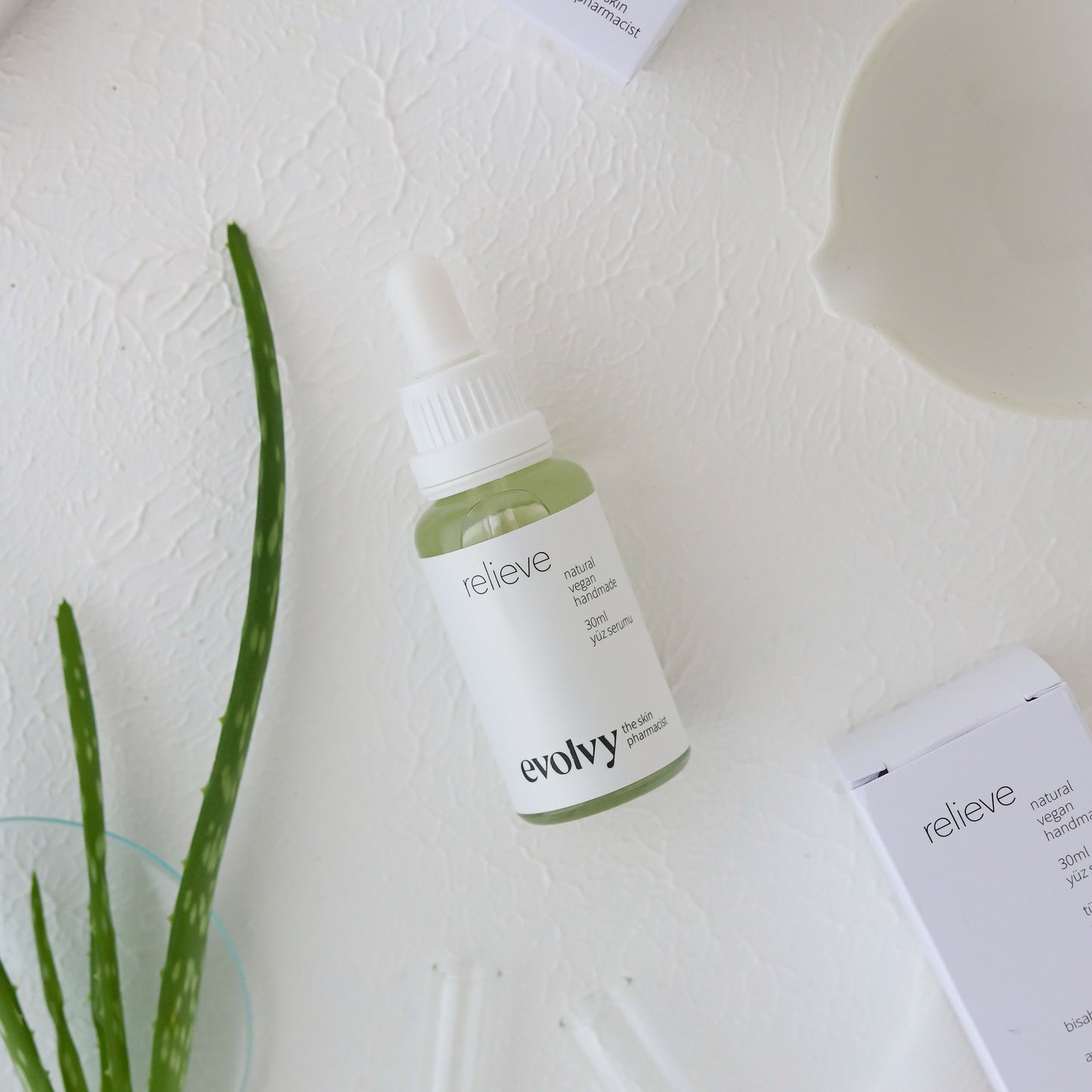 Relieve: Tahriş ve Yanma Hissine Karşı Onarıcı Bakım Yağı, Roza Dostu, %100 Doğal & Temiz İçerik