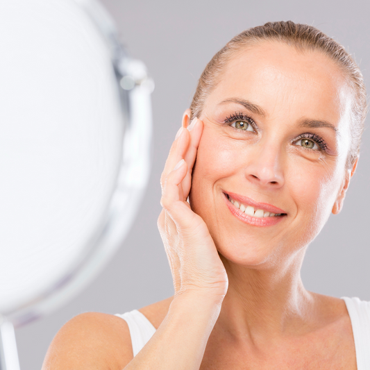 Retinol Hakkında Yanlış Bilinen 8 Doğru! Retinol, Retinoidler ve A vitamini Hakkında Bilinen Yanlış Bilgiler! Retinol Kullanmaya Başlamadan Bilinmesi Gerekenler!