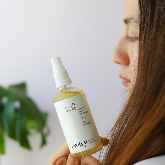 Saç Toniği, No:4, Tarama Kolaylaştırıcı, Besleyici, Yenileyici, Doğal, Sürdürülebilir, Vegan