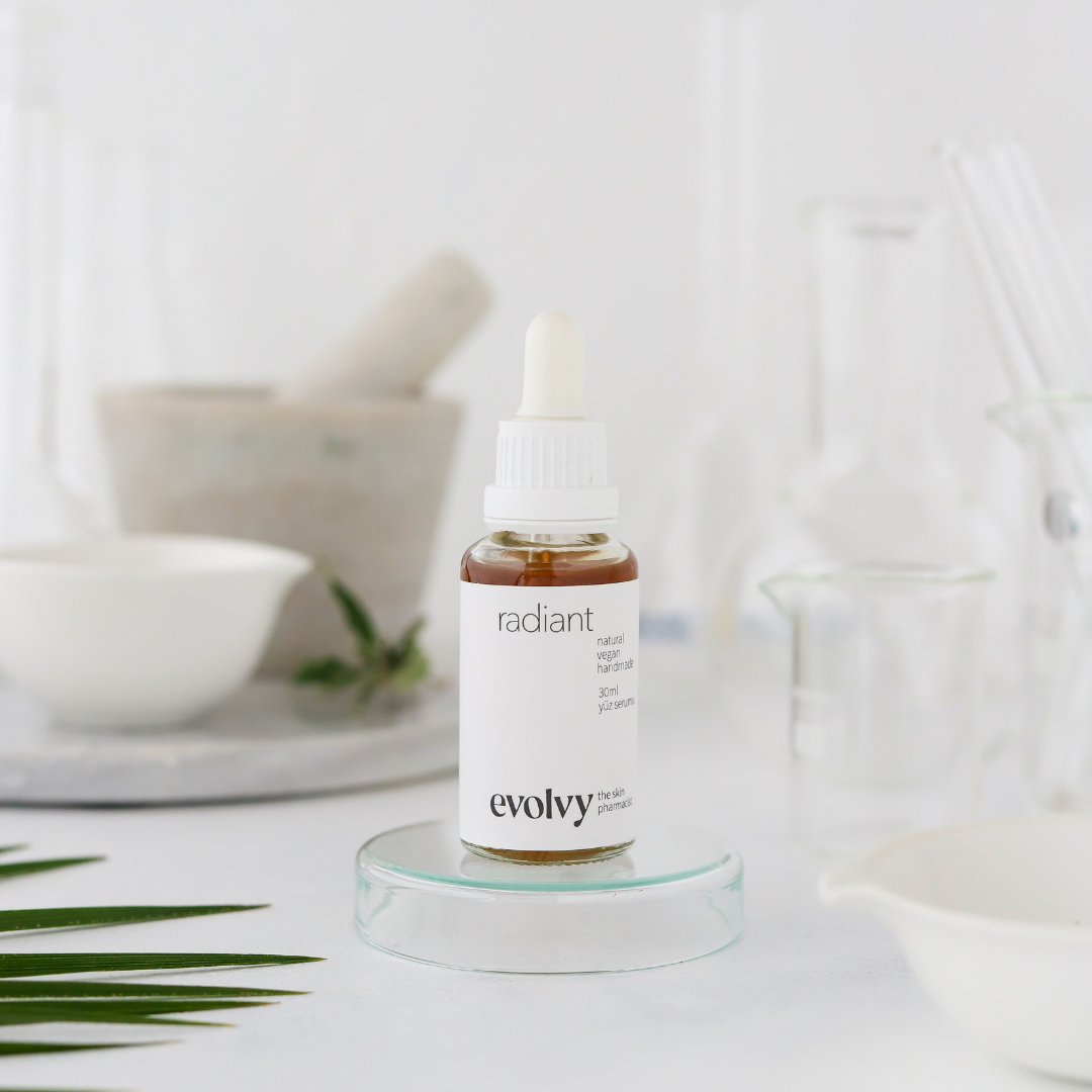 Güneş Lekesi ve Ton Eşitsizliğine Karşı 6 Adımlı Aydınlatıcı Bakım, Roza Dostu, Doğal & Temiz İçerik