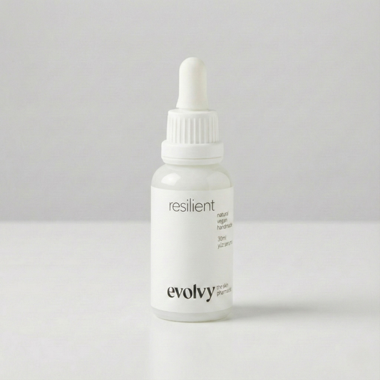 Resilient: Hassas Ciltler İçin Retinol & C Vitamini Destekli Gençlik Serumu, Roza Dostu, %100 Doğal & Temiz İçerik