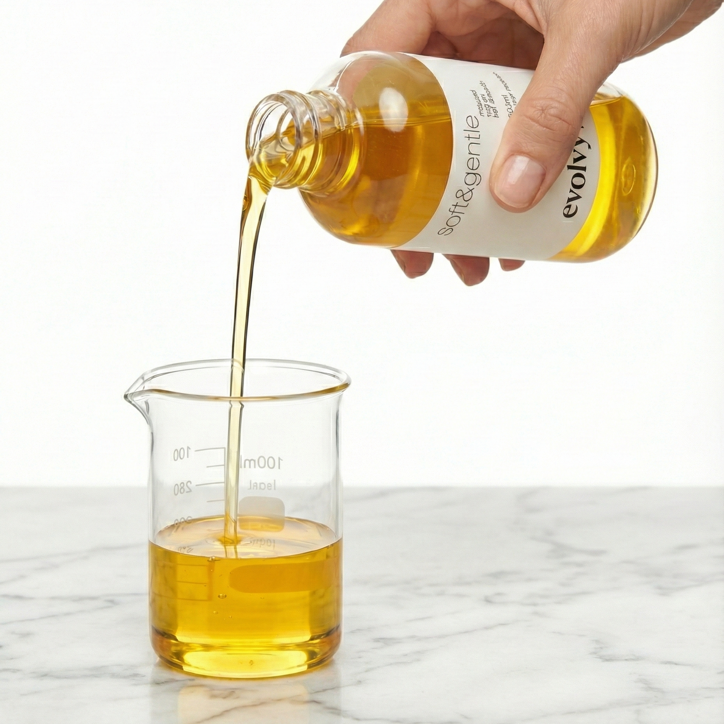 Soft & Gentle: Yağdan Süte Dönüşen Bariyer Dostu Temizleyici, Roza Dostu, Doğal & Temiz İçerik