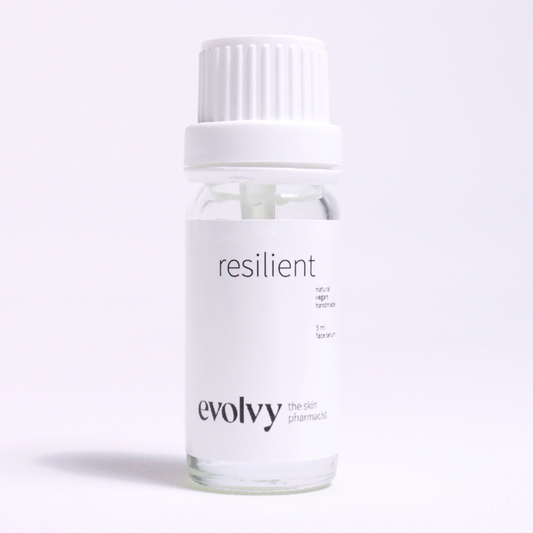 Resilient – DENEME BOYU (5ml) - Hassas ve Kolay Kızaran Ciltler İçin Retinoid İçeren Anti-Aging Serum, Doğal ve Vegan