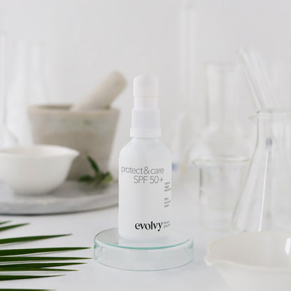 Kızarıklık ve Hassasiyete Karşı 3'lü Dermal Güçlendirici Cilt Bakım Seti, %100 Doğal & Temiz İçerik