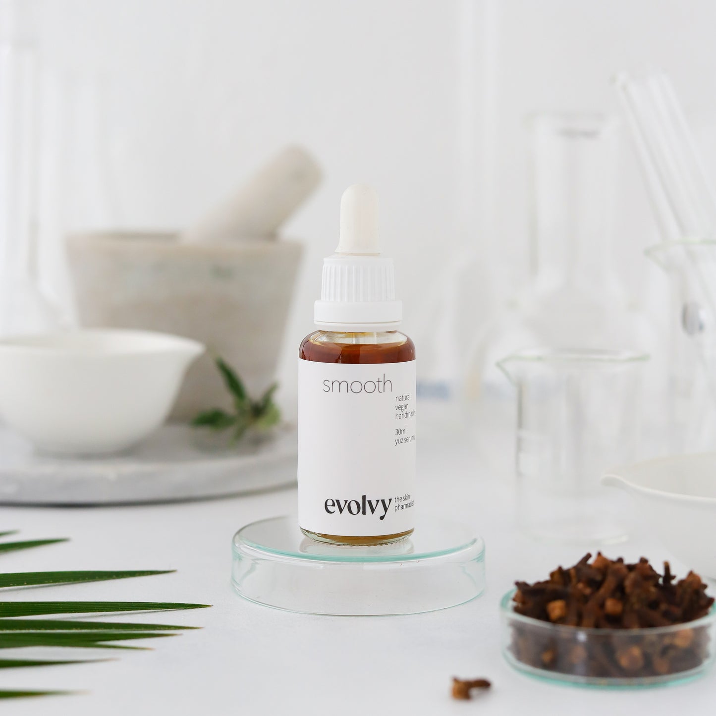 Smooth: Siyah Nokta ve Gözenek Karşıtı Arındırıcı BHA Serum, Roza Dostu, %100 Doğal & Temiz İçerik